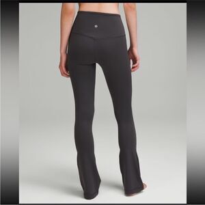 NWT 6 Lululemon High-Waisted Align Mini Flare Pants Regular Legging NWT 32” Gray